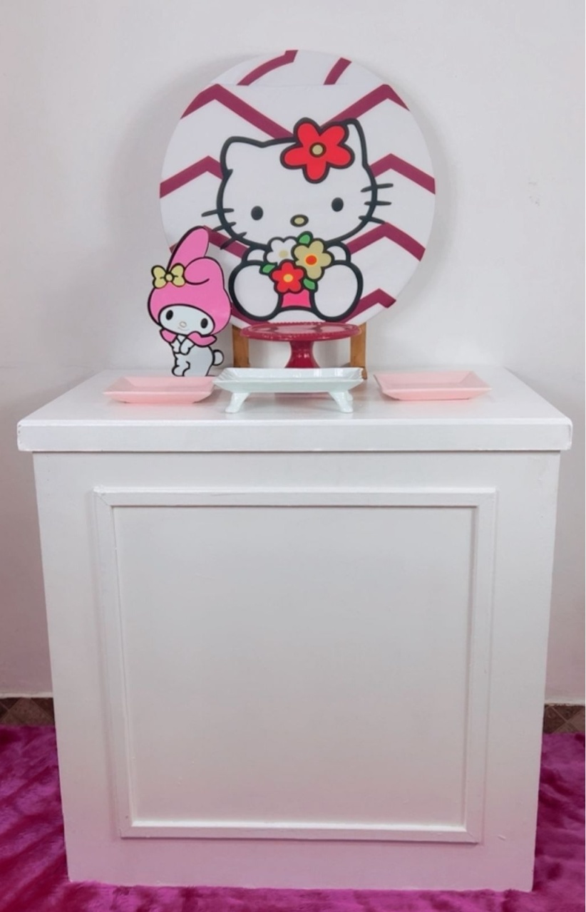 Kit Rubi Hello Kitty - Com Mesinha  - TudFestas