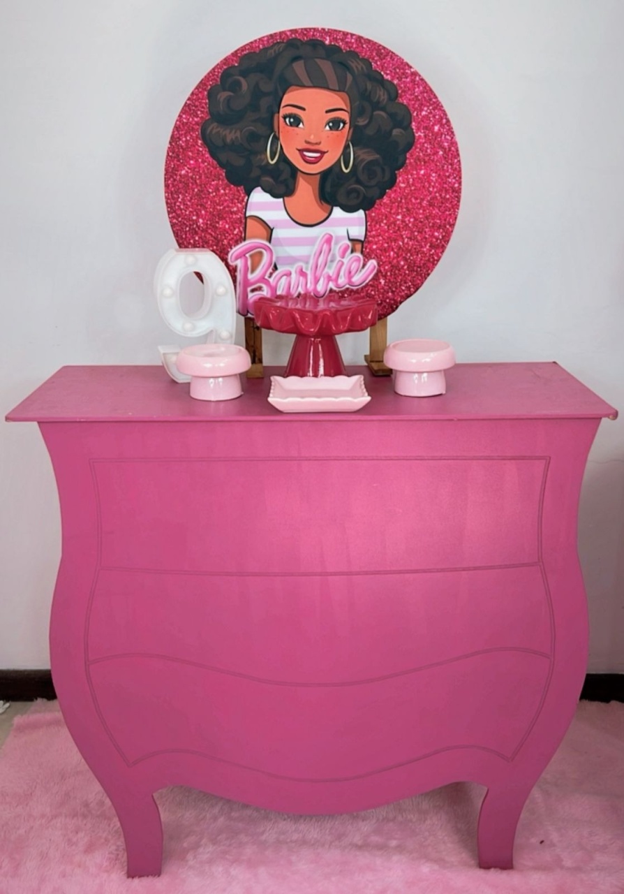 Kit Rubi Com Mesinha - Barbie Negra  - TudFestas