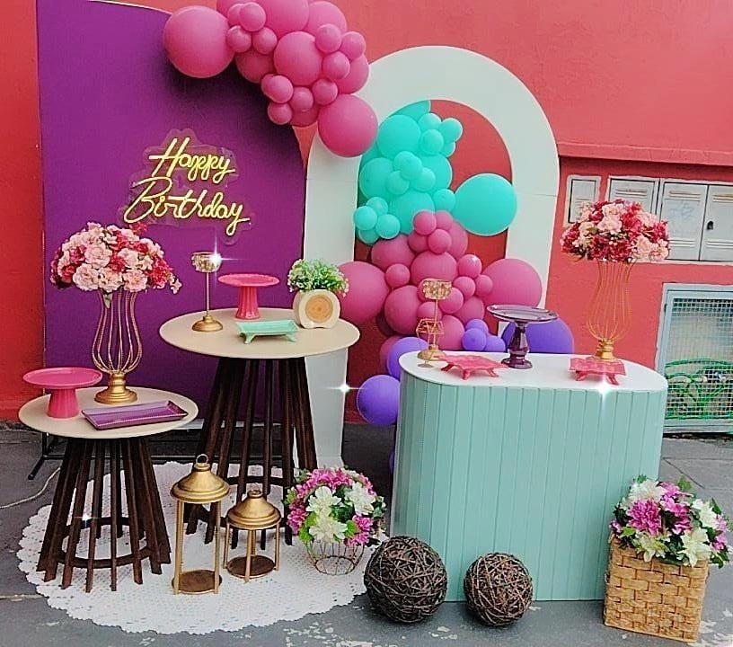 Composição Roxo Com Rosa - Modelo 2 - TudFestas