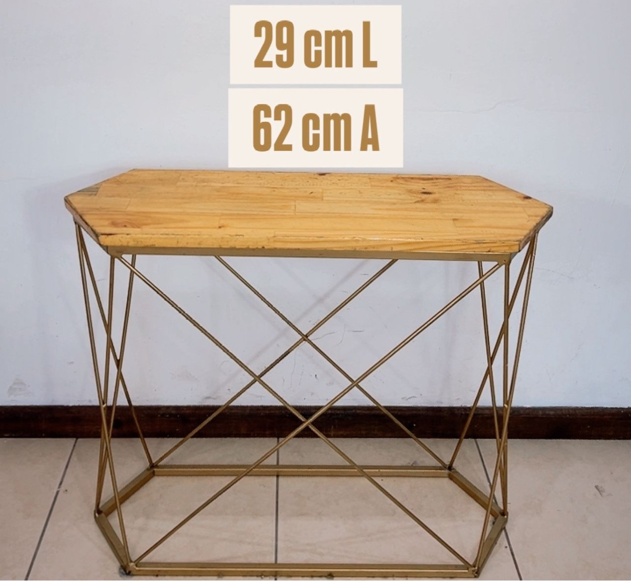 Mesa Sextavada Dourada P - TudFestas