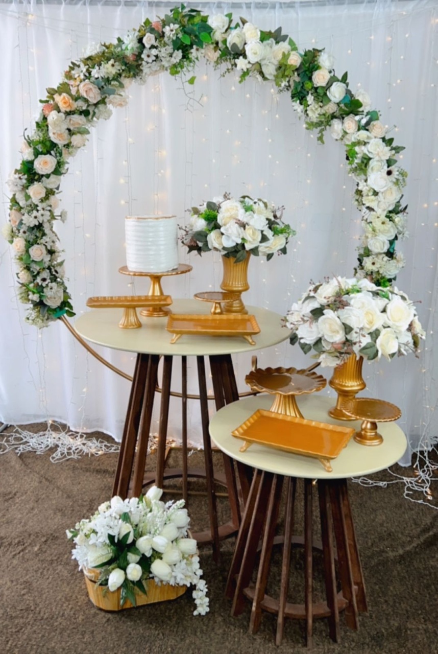 Composição Casamento Dourado  - TudFestas