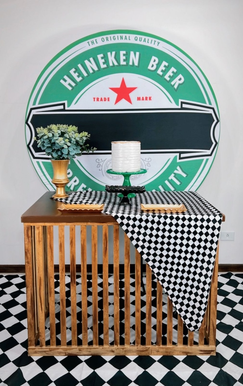 Heineken Mesa Rustica Composição  - TudFestas
