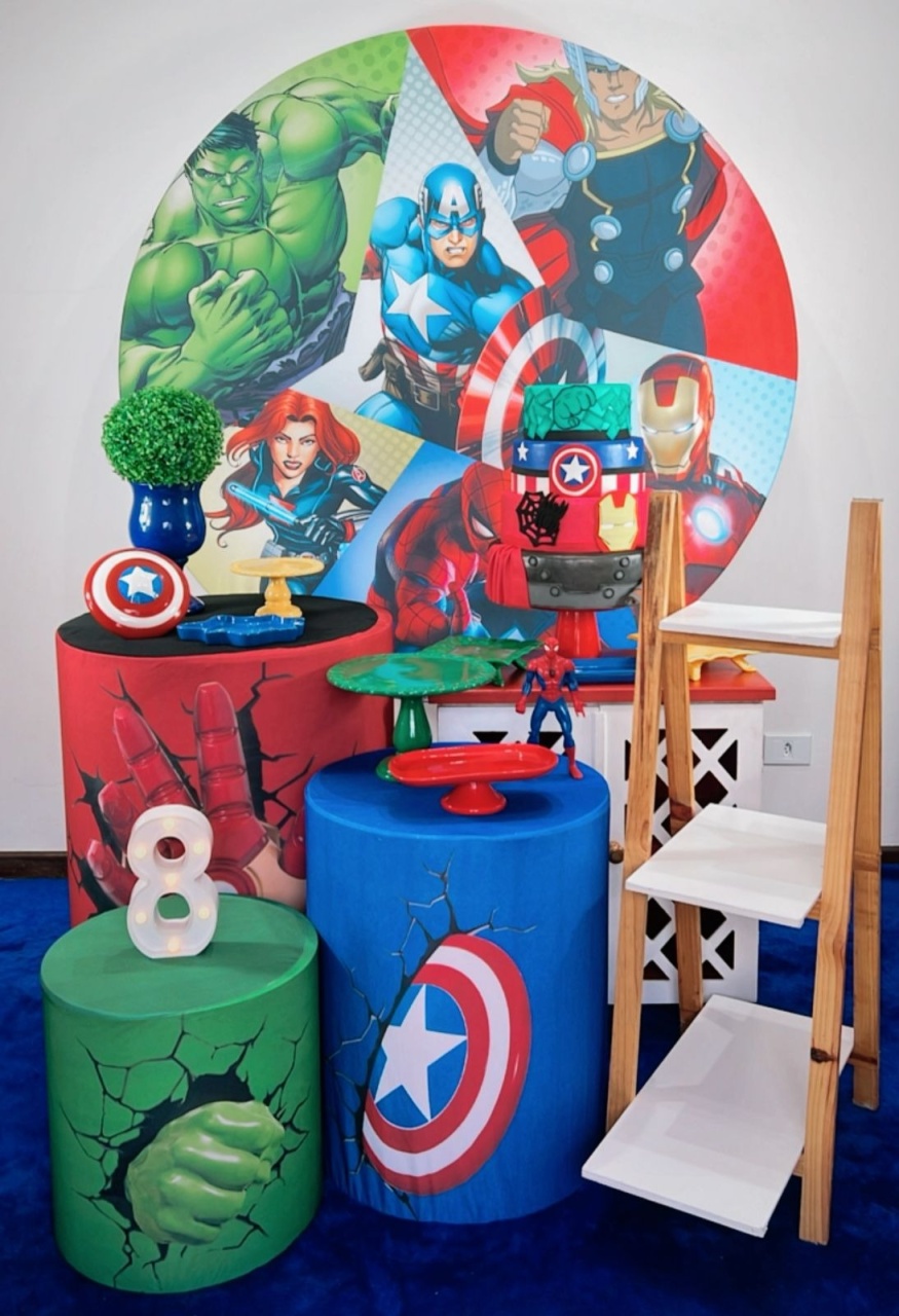 Kit Ouro Vingadores Desenho - TudFestas