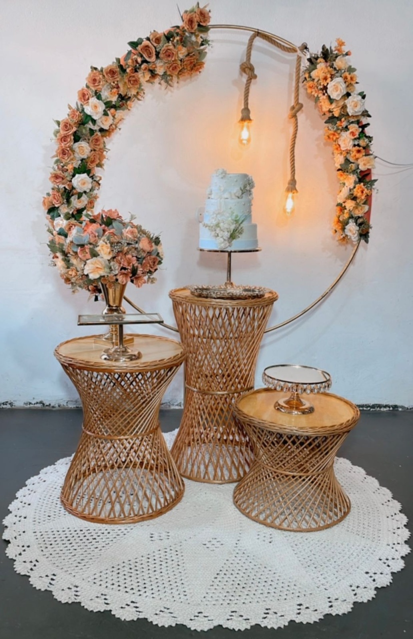 Composição Dourado E Branco - Mesas Vime - Peças Luxo - TudFestas
