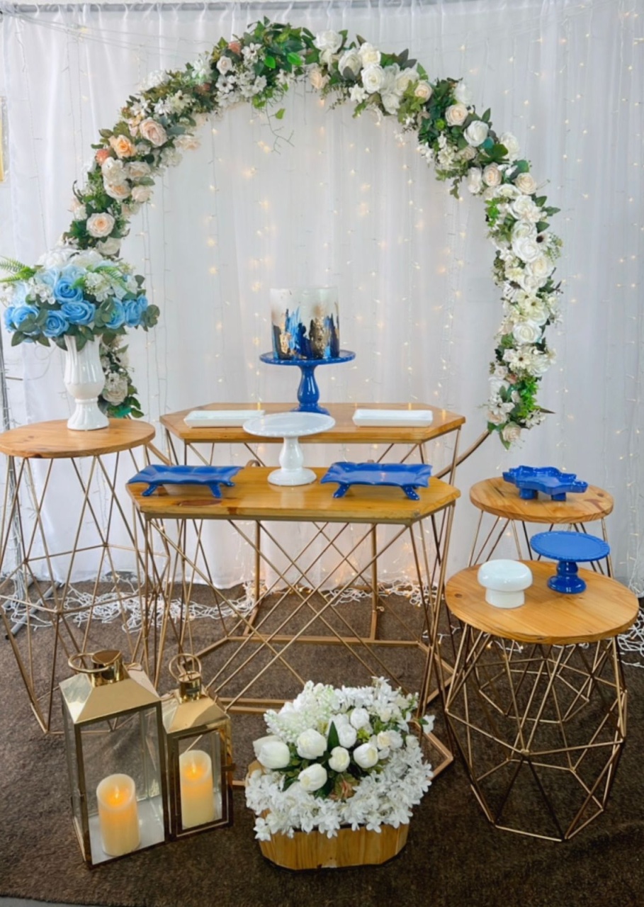 Composição Casamento Azul E Branco - TudFestas