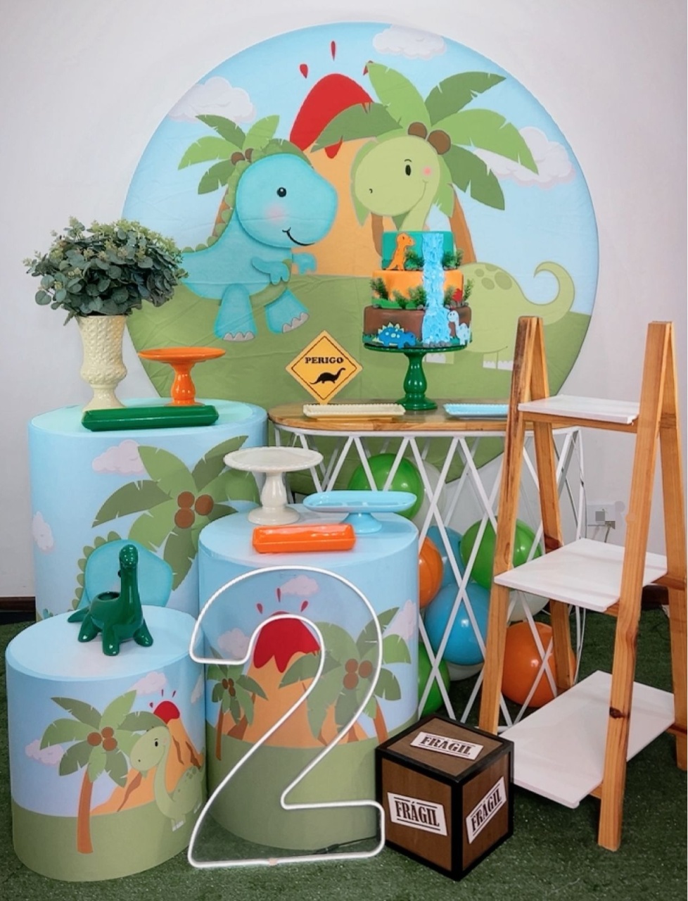 Kit Diamante Dinossauro Baby Fundo Arvore - Modelo 2 - TudFestas