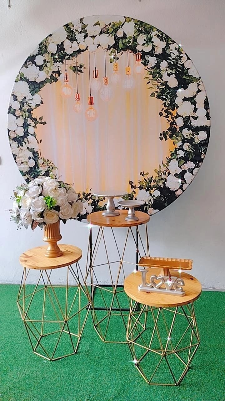 Composição Branco + Prata Floral Luzes Mesas - Modelo 3 - TudFestas
