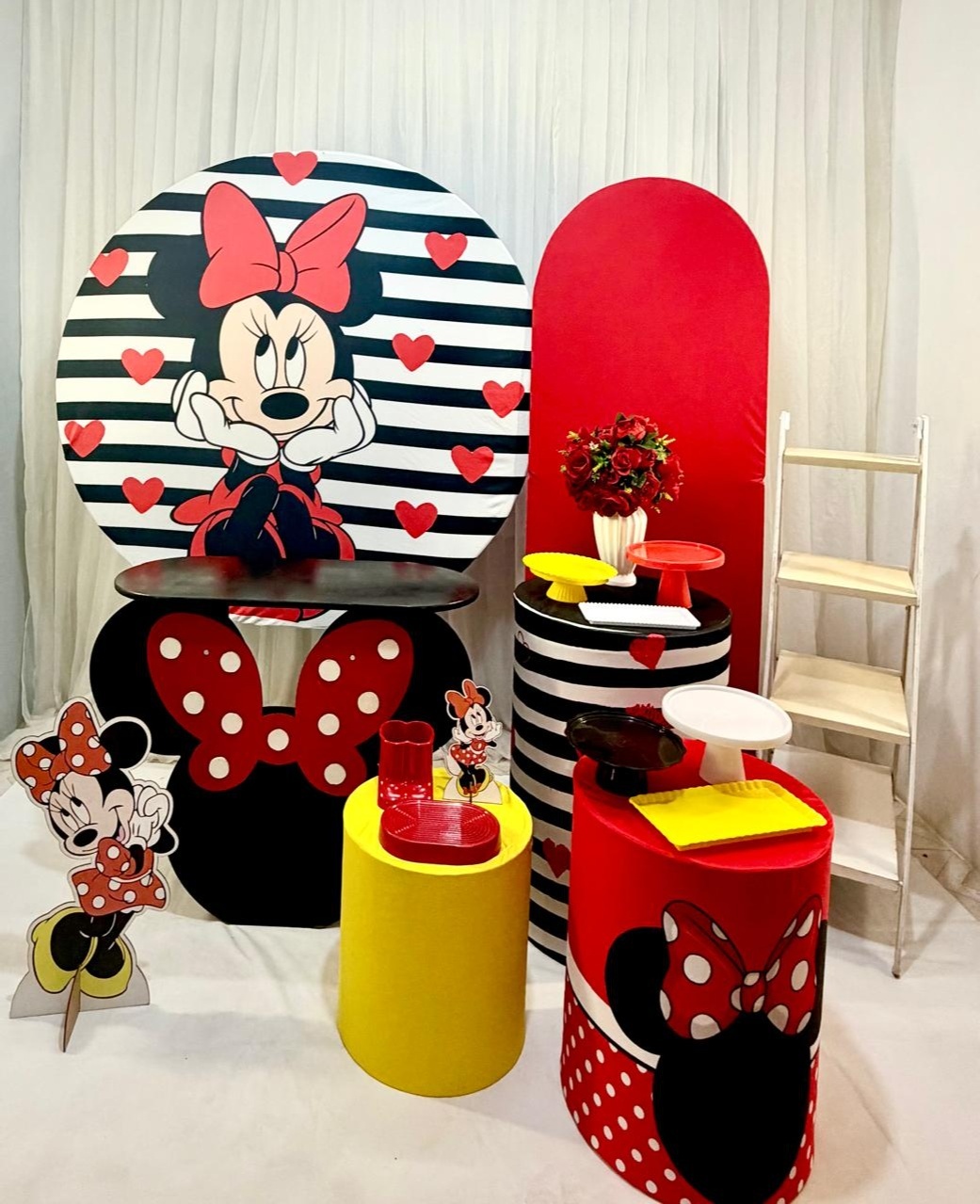 Kit Celebre Minie Vermelha - Olaf Decoracao e pegue monte 