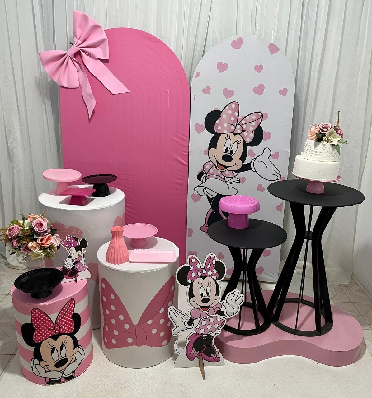 Composição Minnie Rosa - Olaf Decoracao e pegue monte 