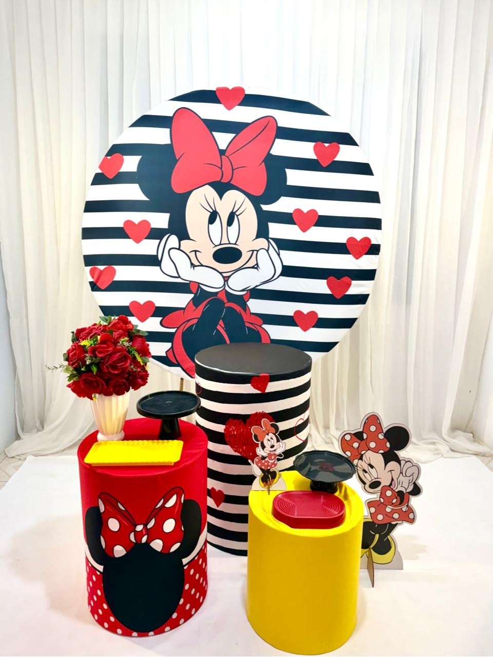 Kit Prata Minie Vermelha - Olaf Decoracao e pegue monte 