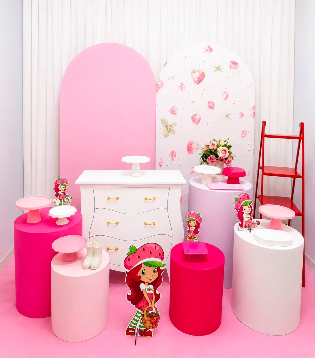 Composição Luxo Moranguinho - Olaf Decoracao e pegue monte 