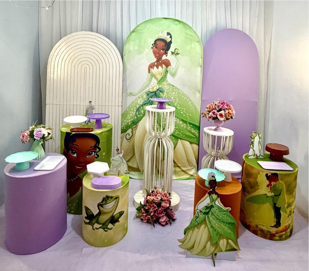 Kit Composição Princesa Tiana - Olaf Decoracao e pegue monte 