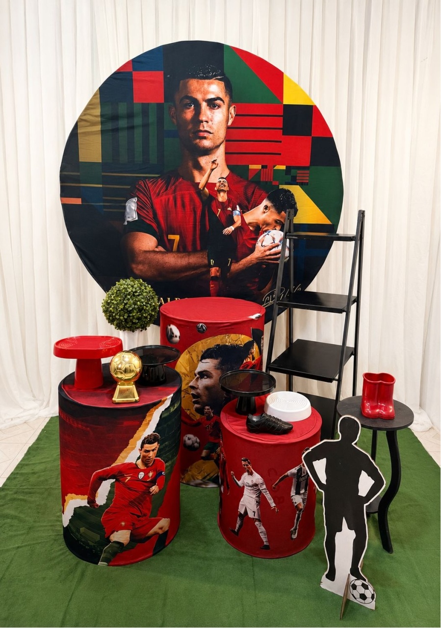 Kit Cristiano Ronaldo Ouro - Olaf Decoracao e pegue monte 