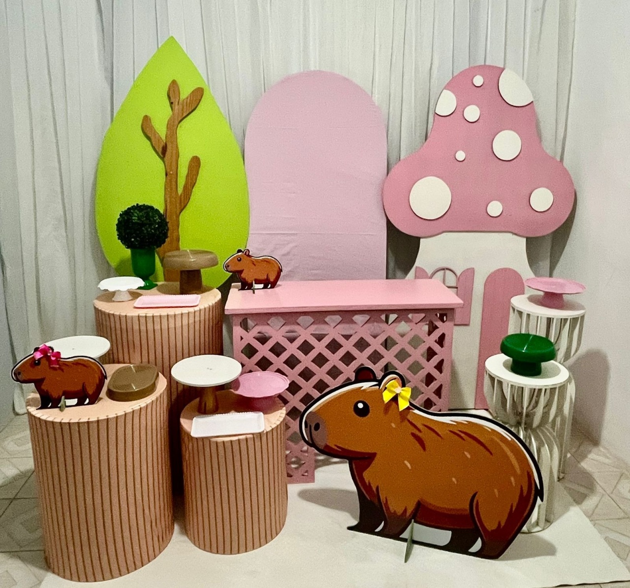 Composição Capivara - Olaf Decoracao e pegue monte 