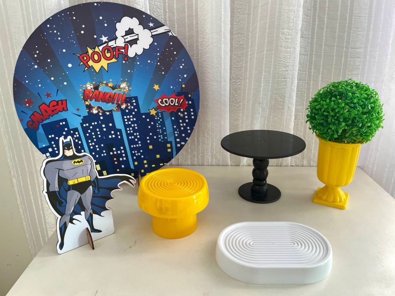Kit Mesa Batman - Olaf Decoracao e pegue monte 