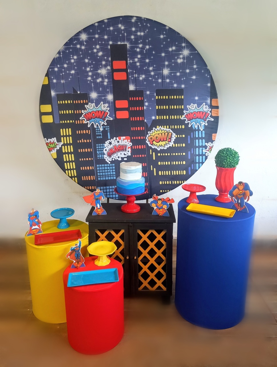 Kit Ouro Super Man  - Mayara Lula Locações 
