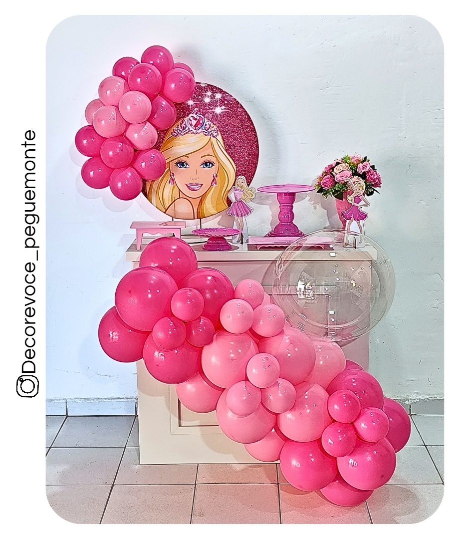 Kit Mesa Plus Barbie - Decore Você Pegue & Monte