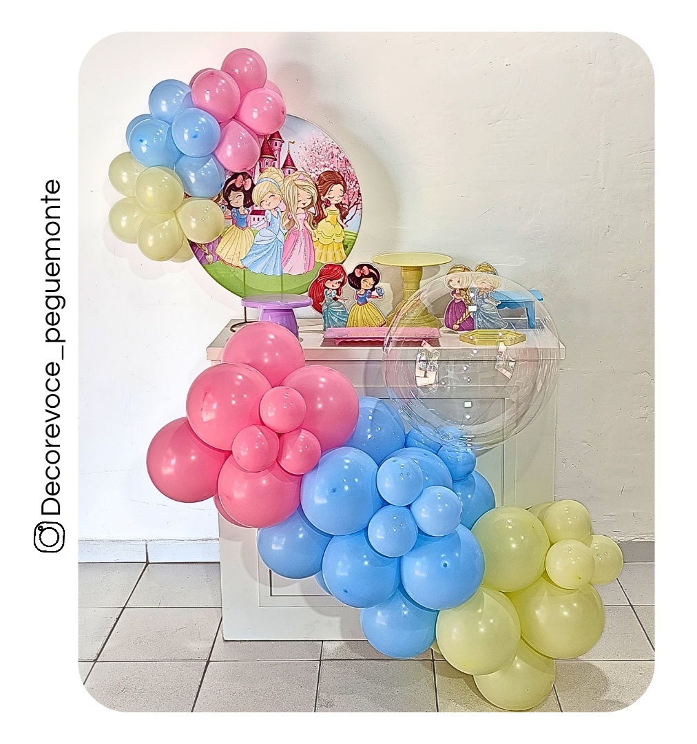 Kit Mesa As Princesas Cute + Cômoda + Balão - Decore Você Pegue & Monte
