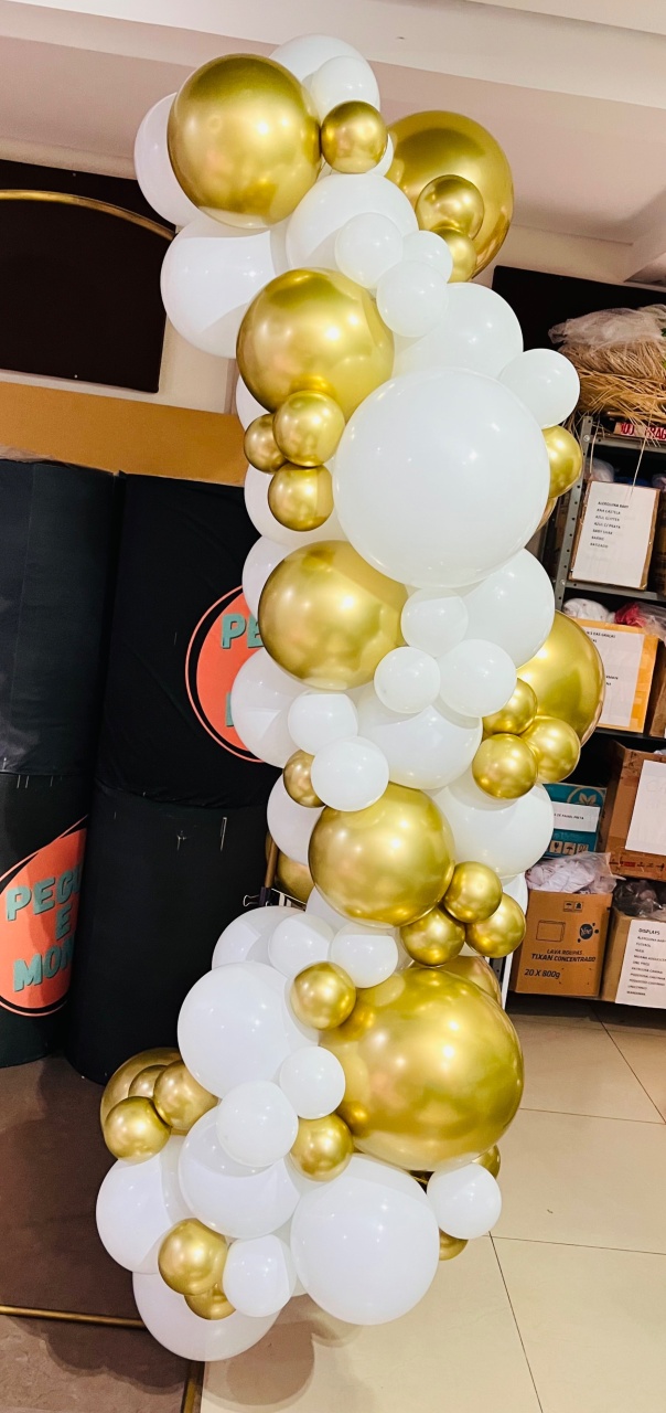 Balões Delivery (2 Metros) Bexigas Lisas C/ Dourado - Ns Decorações Pegue e Monte