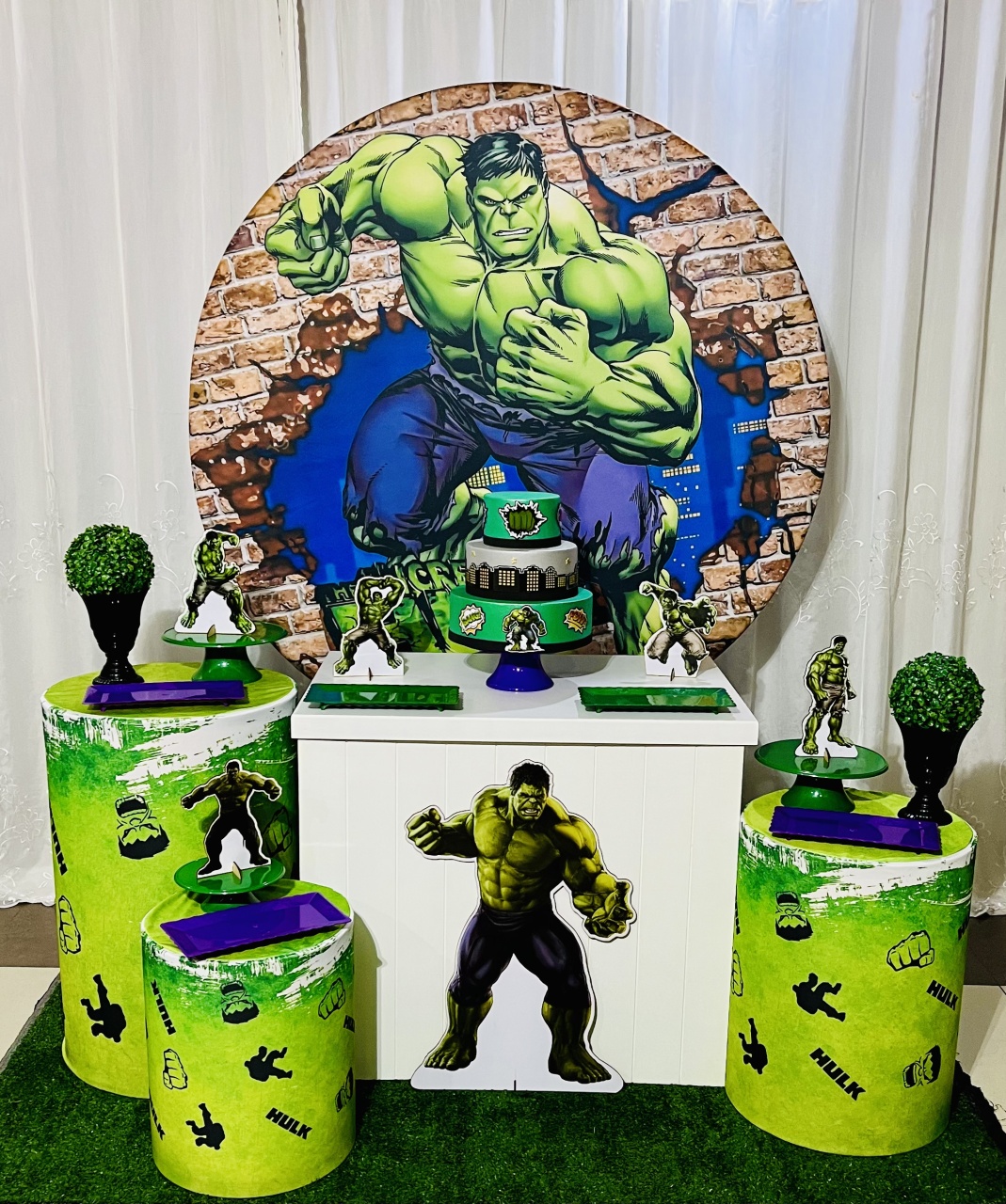 Kit Ouro Hulk - Ns Decorações Pegue e Monte