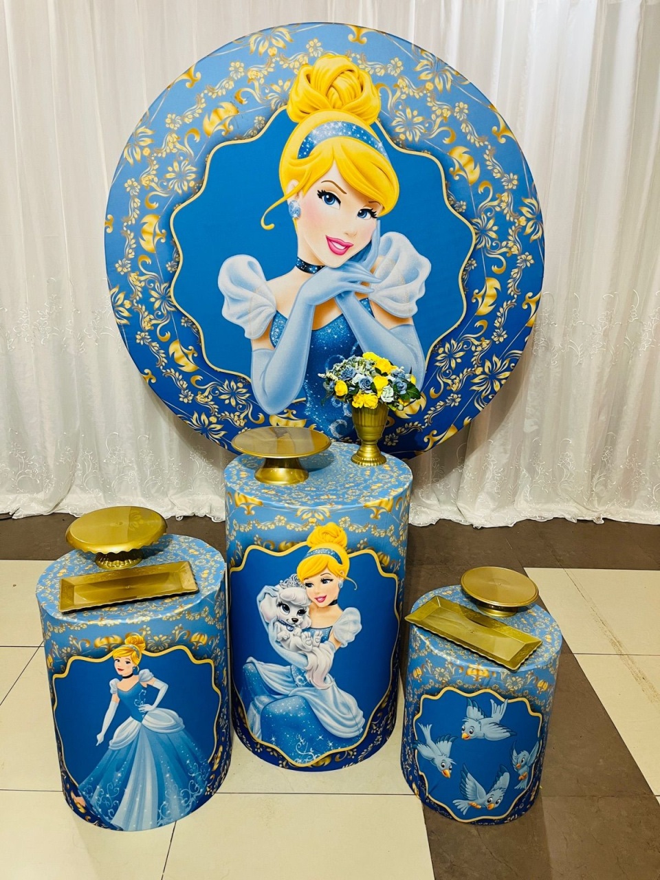 Cinderela - Ns Decorações Pegue e Monte