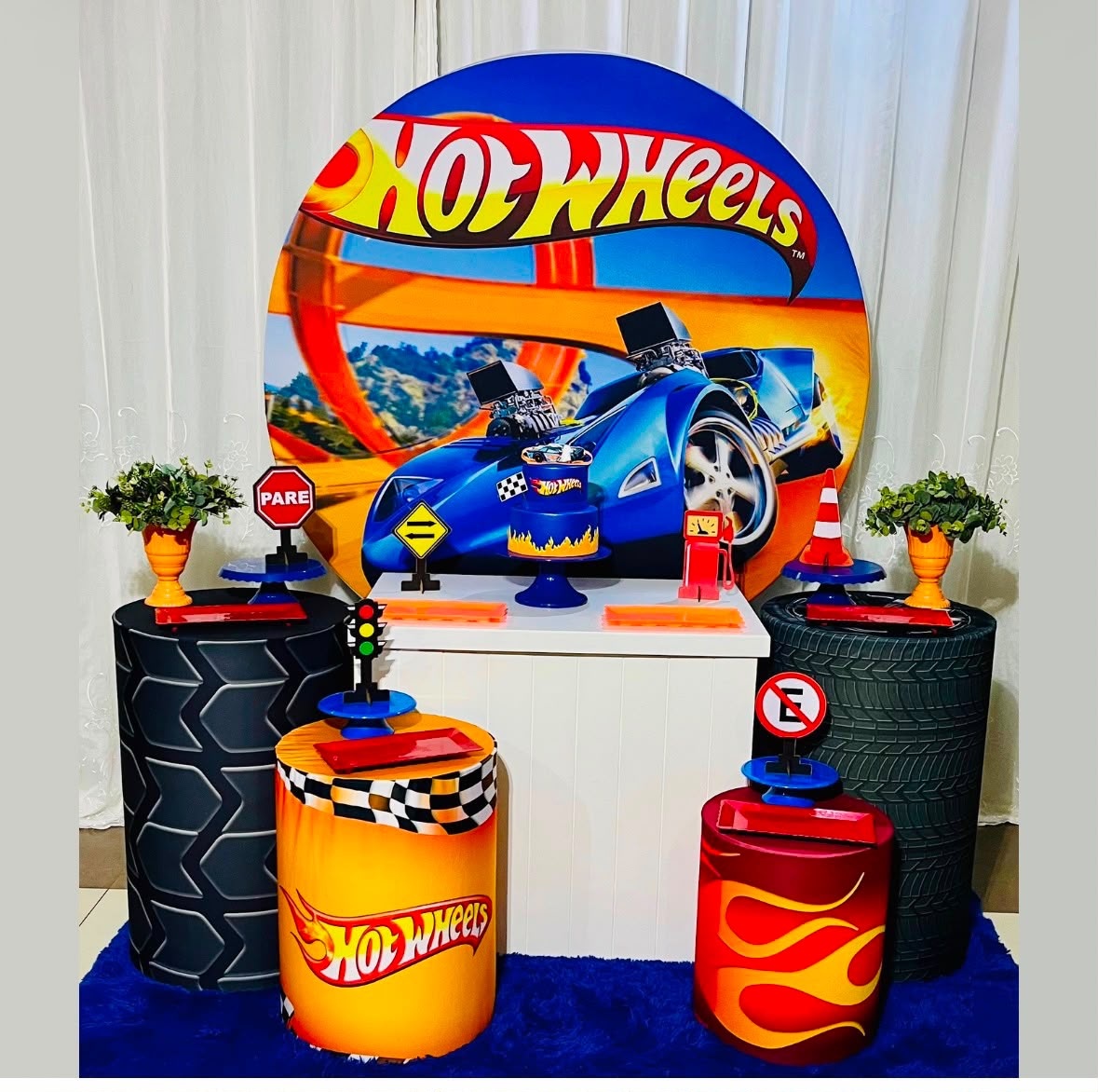 Hotwheels Ouro - Ns Decorações Pegue e Monte