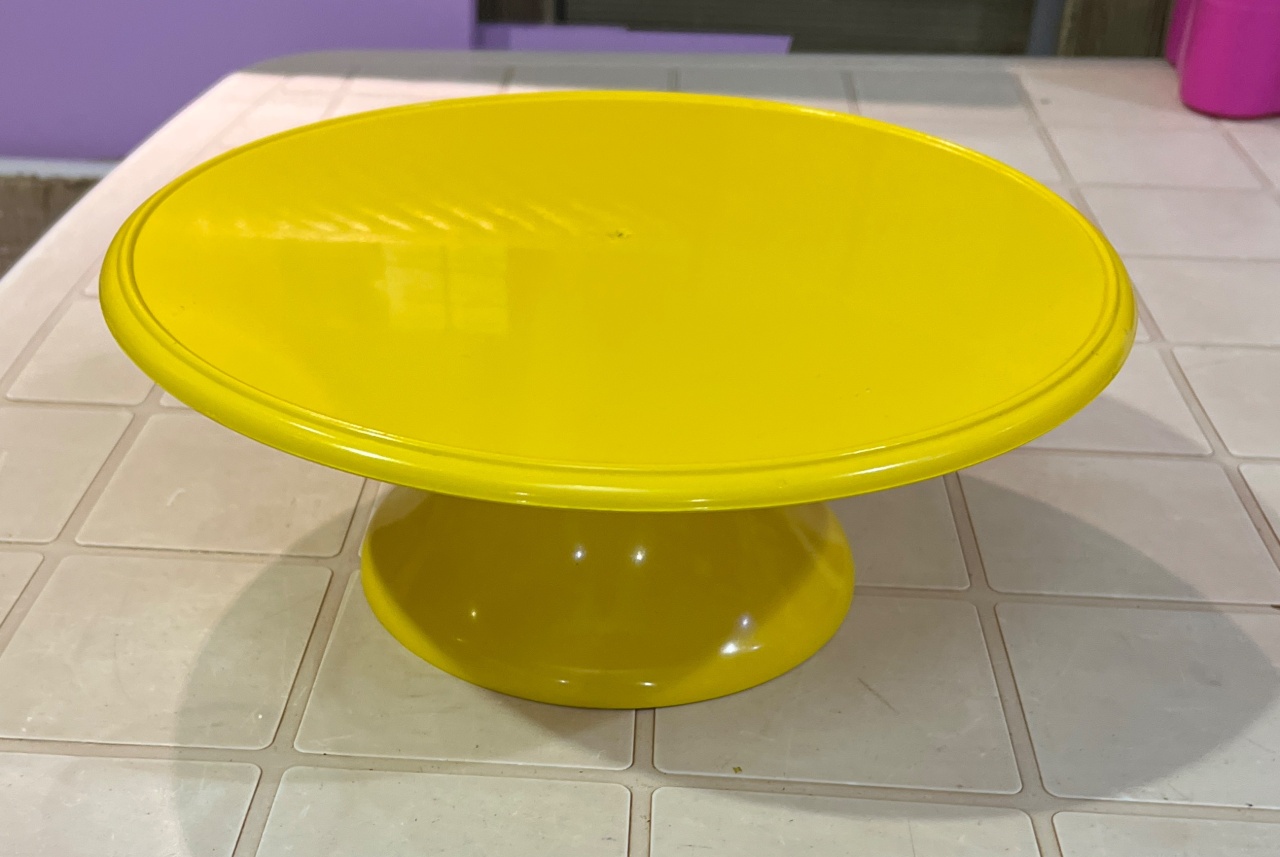 Boleira Amarela G - Ns Decorações Pegue e Monte