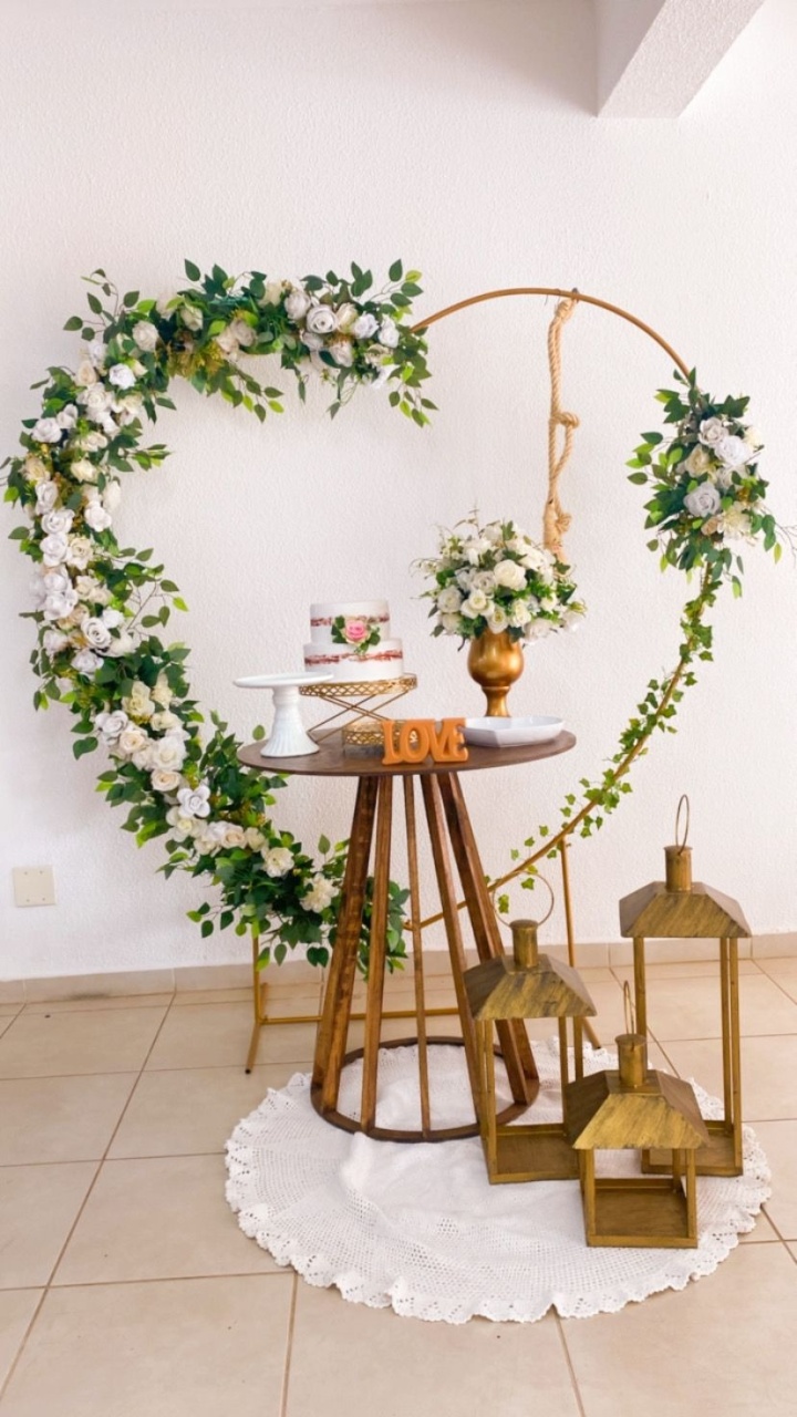 Casamento - Arco de Coraçao 03 - João e Maria Festas 