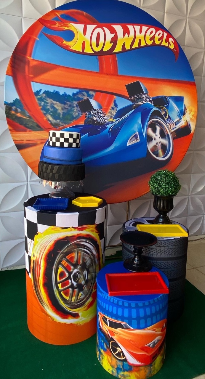 Hotwheels -Kit Afetivo - João e Maria Festas 