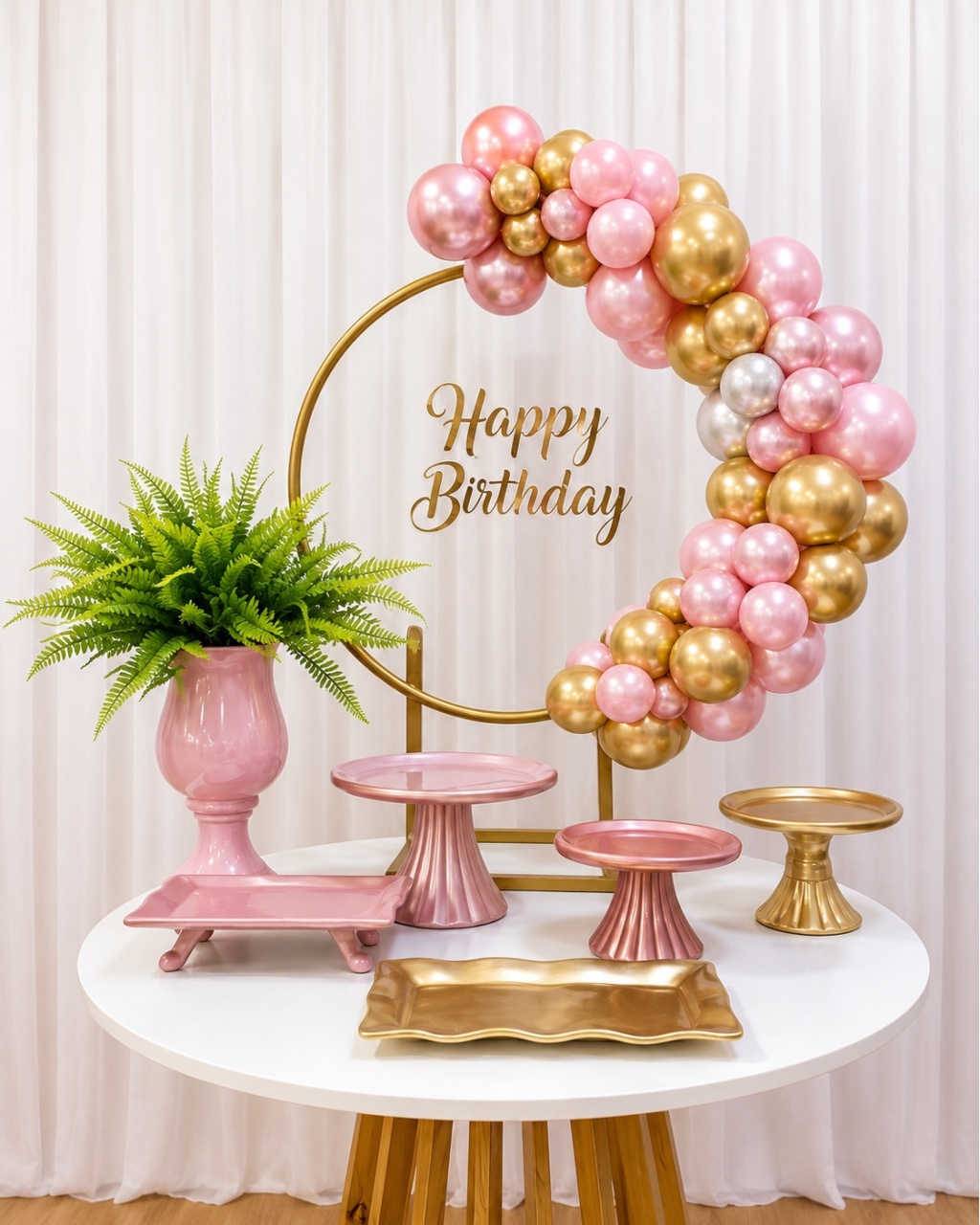 Festa Na Mesa Rose Gold E Dourado + Mesa - João e Maria Festas 