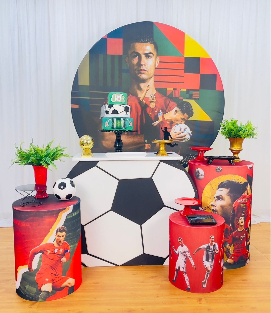 Kit Celebrar - Cristiano Ronaldo - João e Maria Festas 