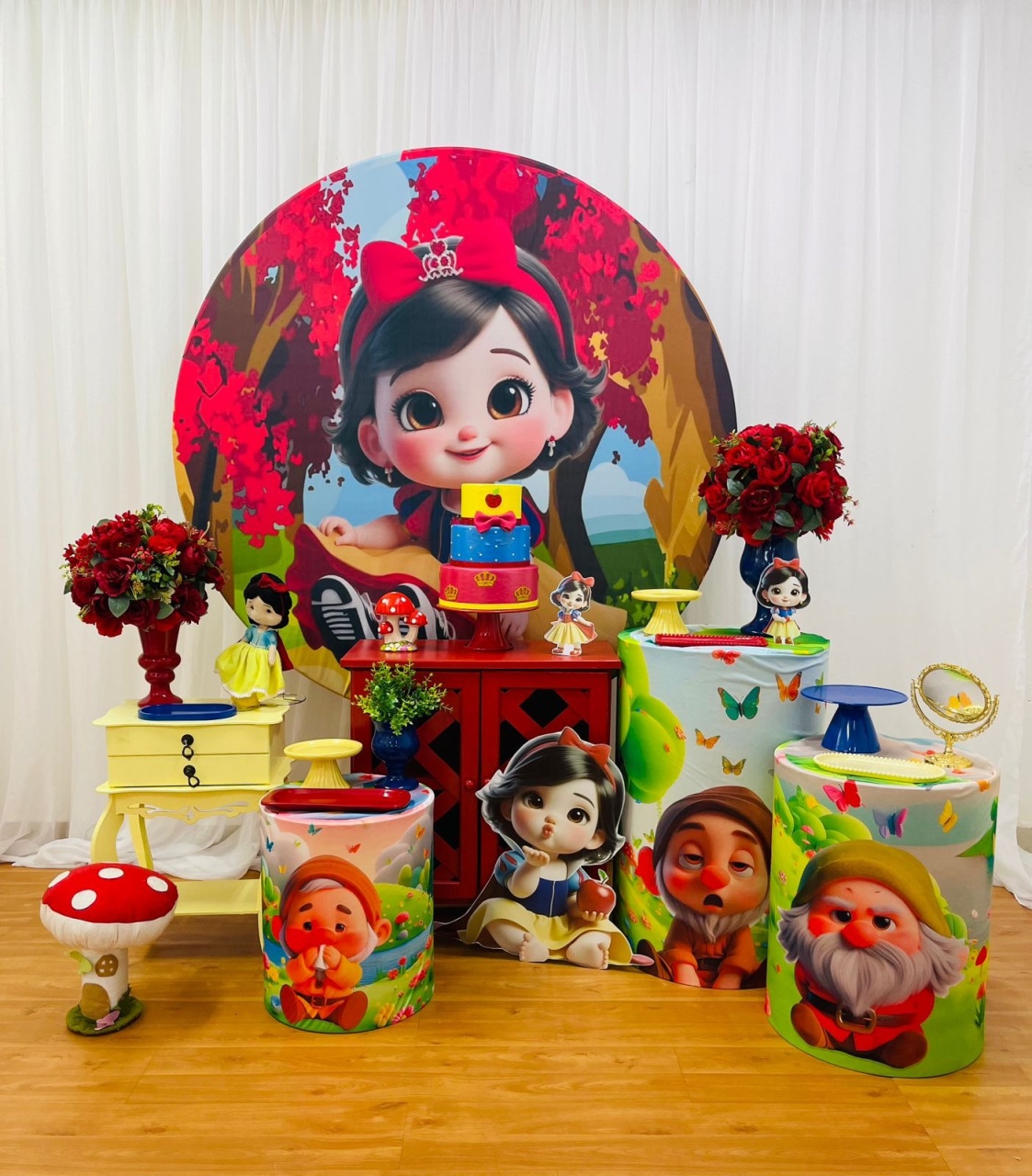 Branca de Neve Baby-Composição - João e Maria Festas 