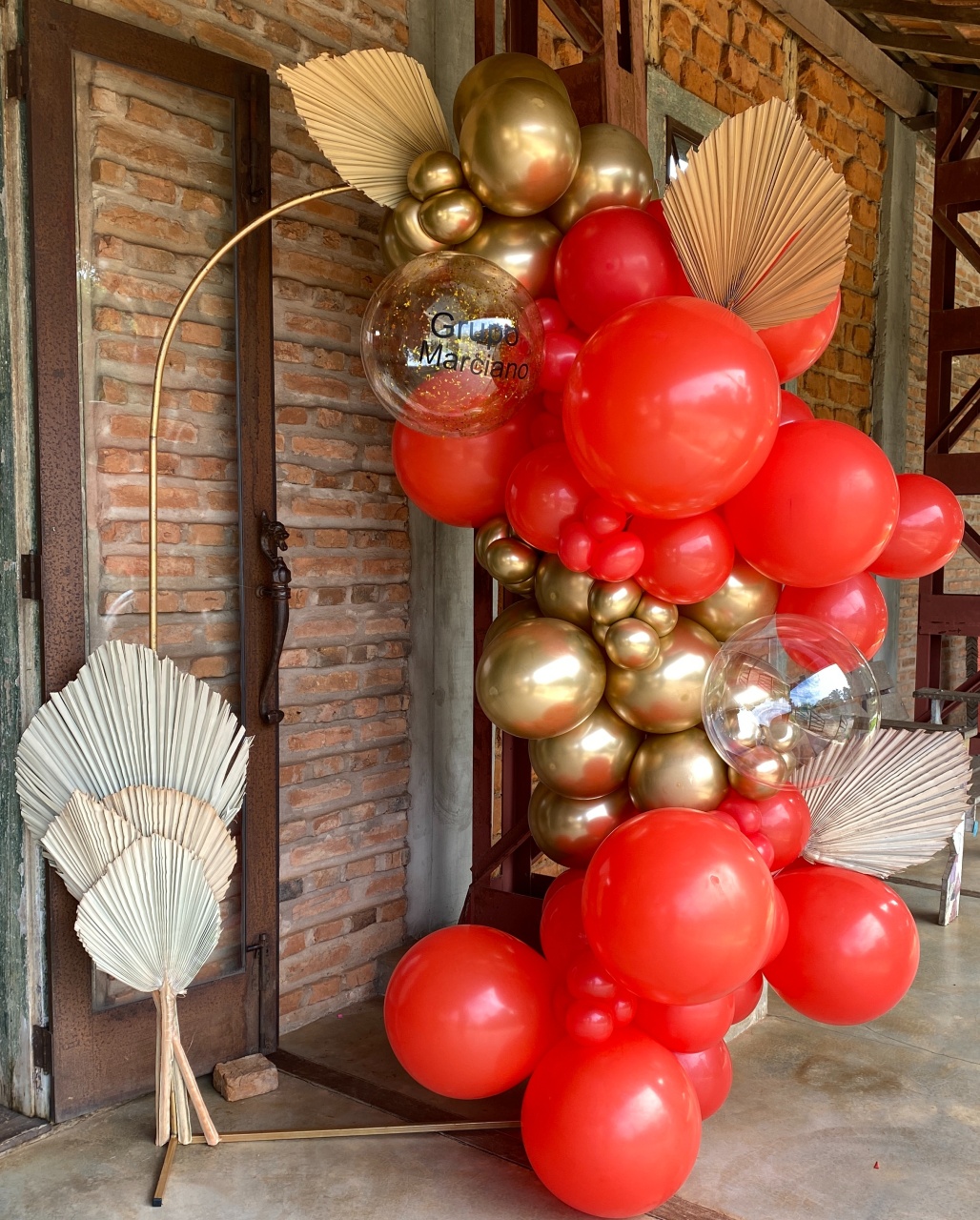 Arco de Balão Orgânico  2,2M - João e Maria Festas 