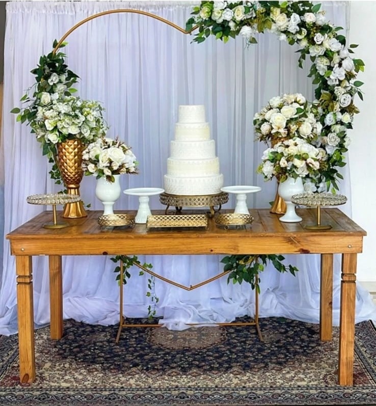 Composição Dourado/Branco - João e Maria Festas 