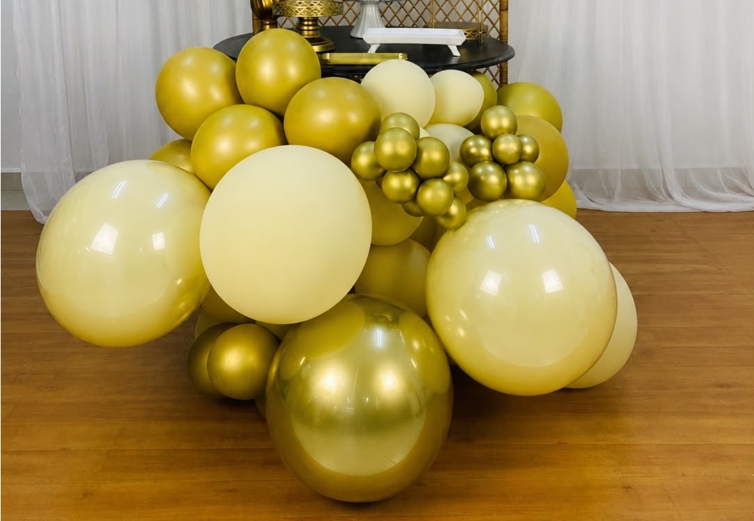 Arco de Balão de Chão Para Mesa - João e Maria Festas 