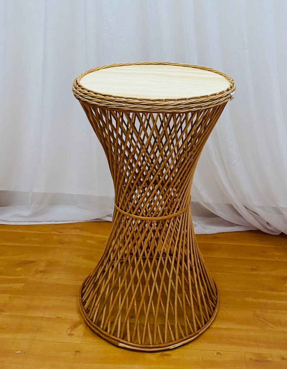 Mesa Vime Cinturinha (G) - João e Maria Festas 