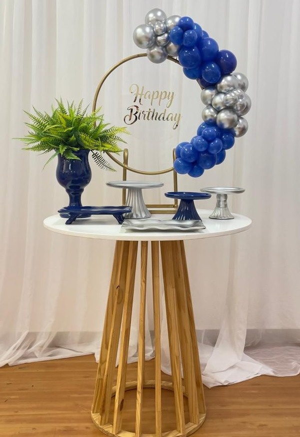 Festa Na Mesa Masculino Azul E Prata+ Mesa - João e Maria Festas 