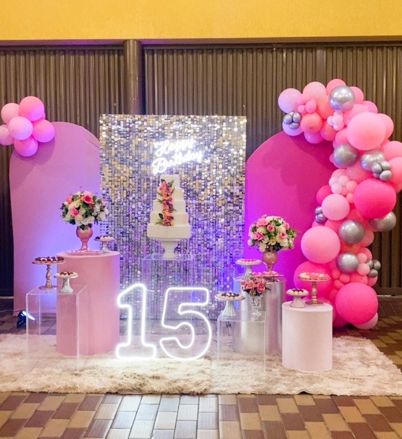 Composição 15 Anos - Rosa  - João e Maria Festas 