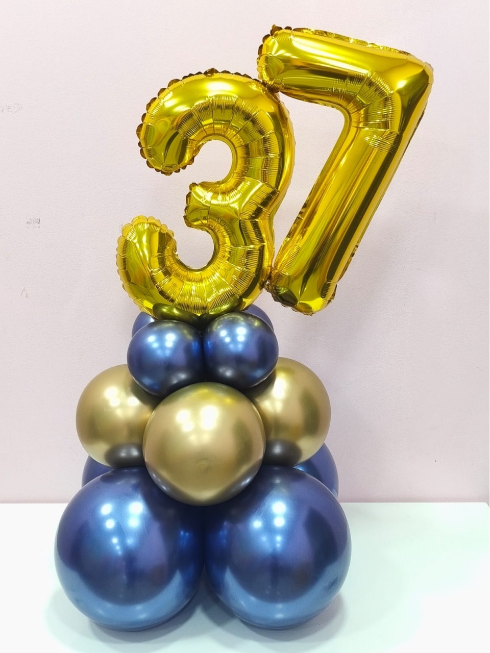 Arranjo Com Idade Personalizado Azul E Dourado - pampegueemonte