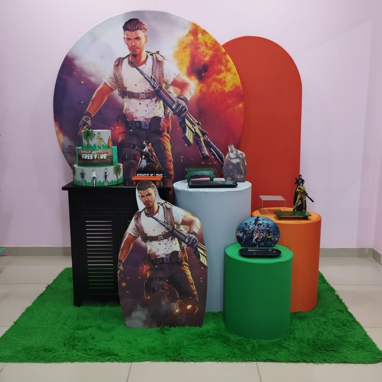 Kit Free Fire Numero 10 - pampegueemonte