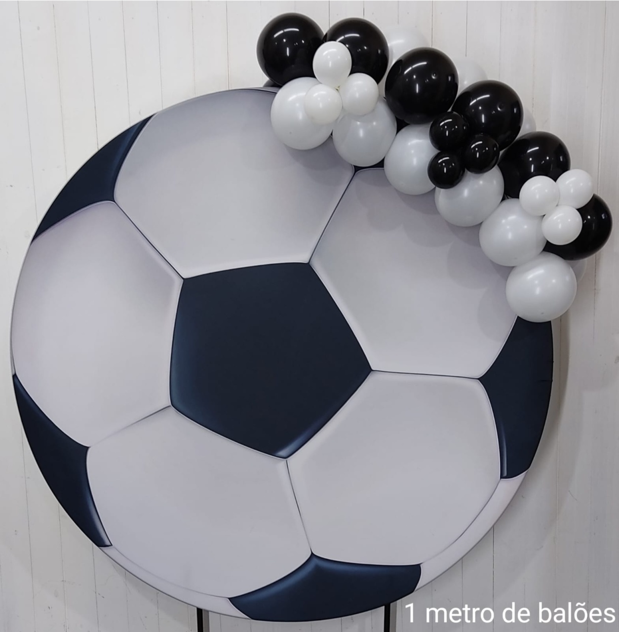 Arco de Balões 1 Metro Futebol Branco E Preto - pampegueemonte