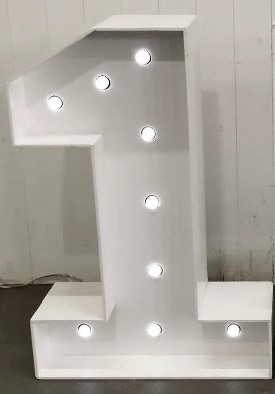 1 de Mdf E Led  - pampegueemonte