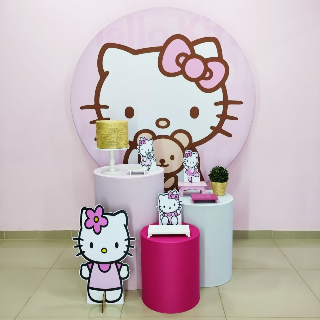 Kit Hello Kitty Numero 2 - pampegueemonte