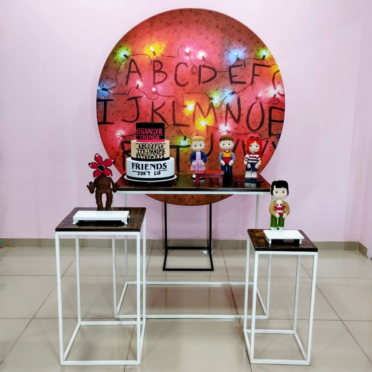 Kit Stranger Things Numero 5 - pampegueemonte