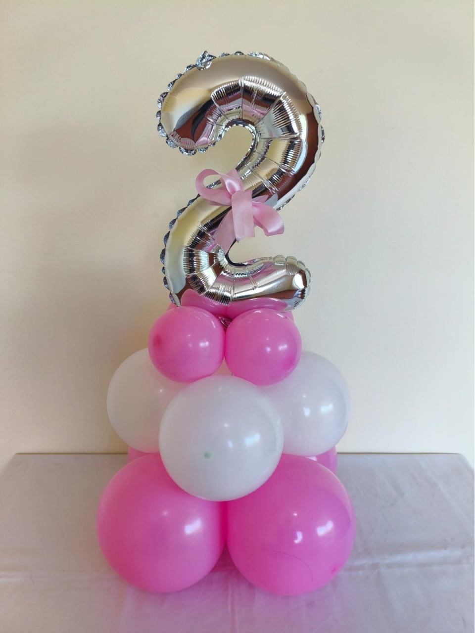 Arranjo Com Idade Personalizado Rosa E Branco - pampegueemonte