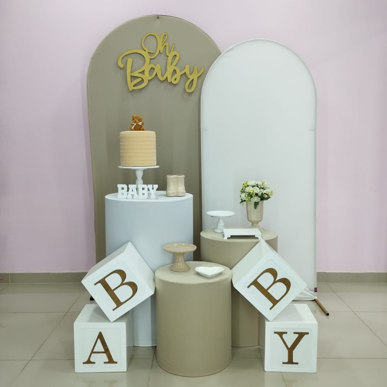 Kit Chá de Bebê Branco E Nude Numero 10 - pampegueemonte