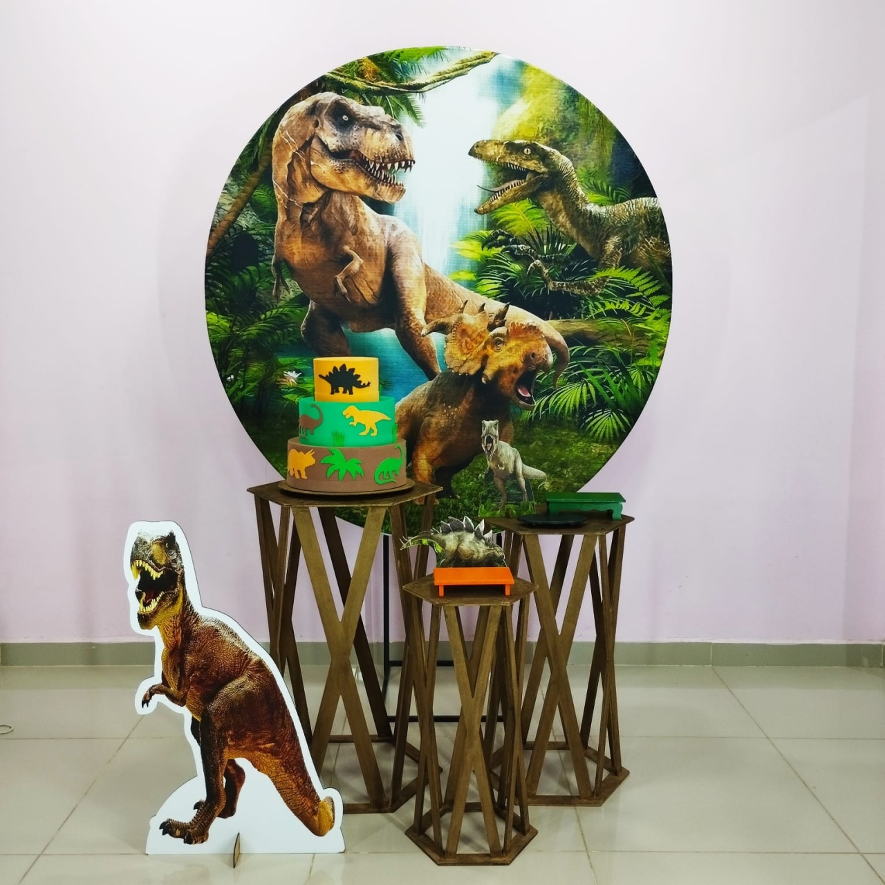 Kit Dinossauro Jurassic Park Numero 5 - pampegueemonte