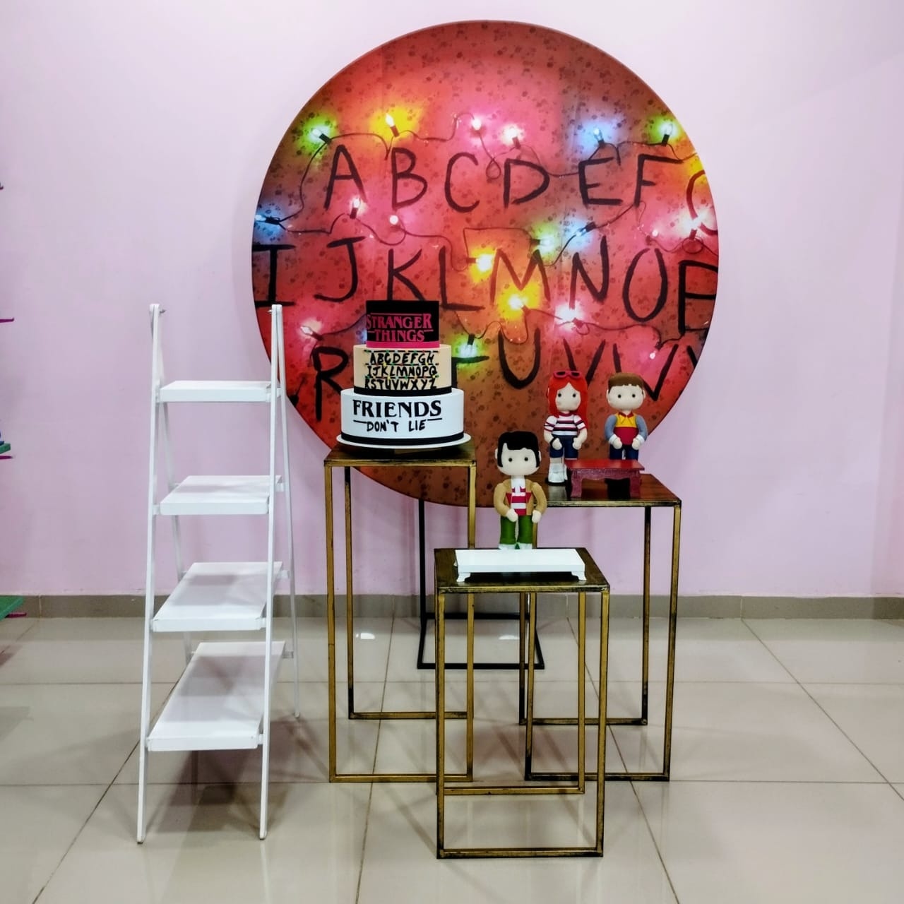 Kit Stranger Things Numero 6 - pampegueemonte