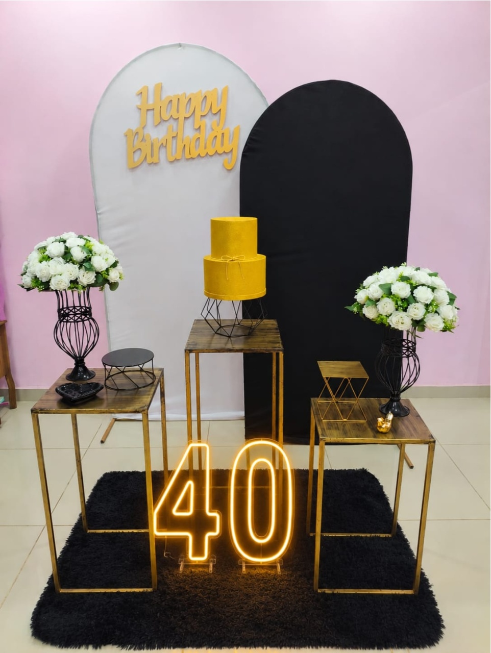 Kit Adulto Branco E Preto Mesa Dourada - pampegueemonte