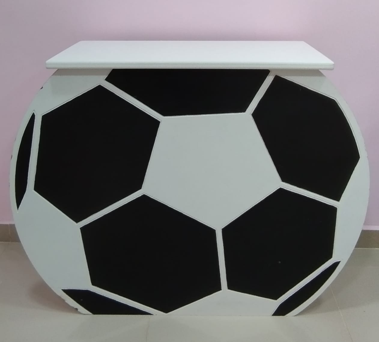 Mesa Bola de Futebol Menor  - pampegueemonte